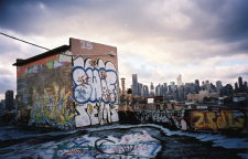 phun_phactory_queens_nyc_fall2001_10_pp_roof_and_manhattx.jpg