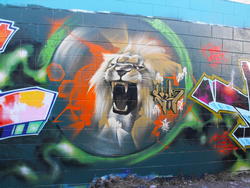 lions_gate_detail_soemx.jpg